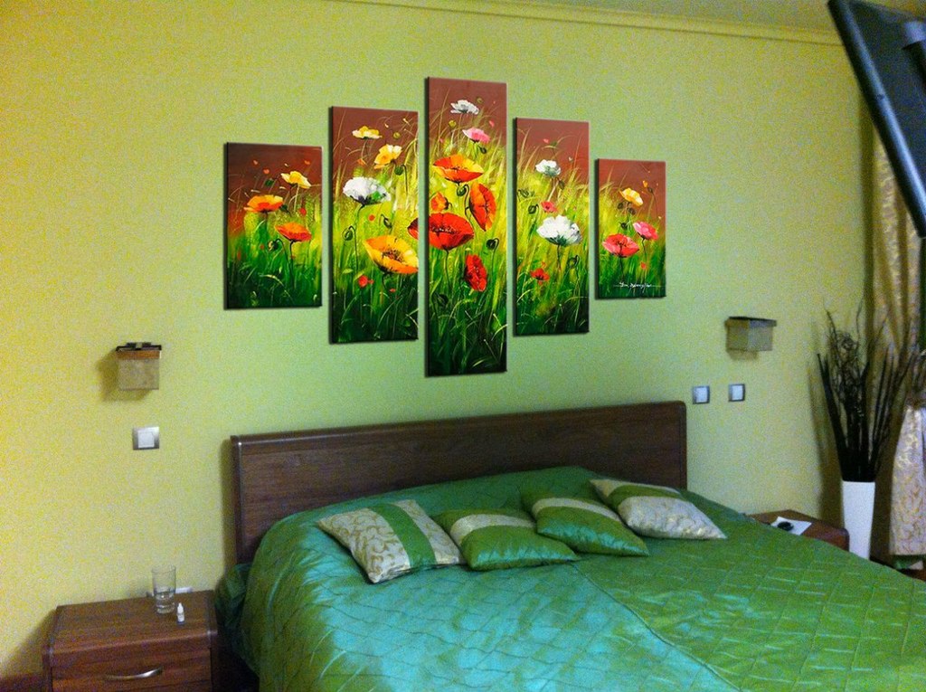 Картина в спальне по фэн-шуй для счастья и богатства
